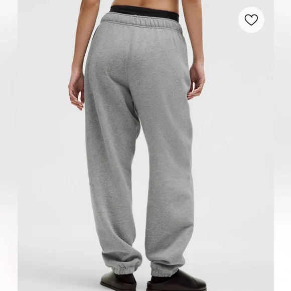 Women’s Lululemon Oversized Scuba Sweatpants - Picture 3 of 8